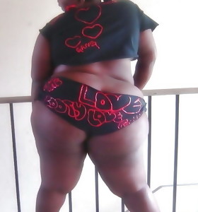 Darksome chicks with fat asses