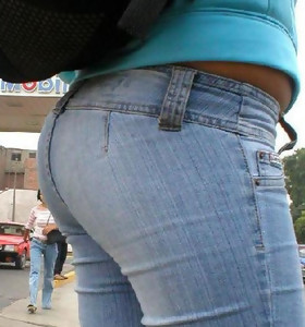 Large ass gals in jeans
